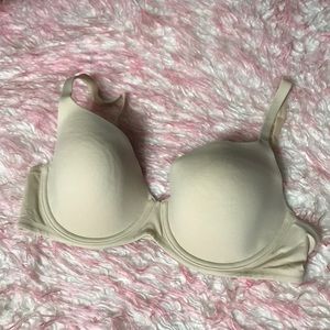 Body by Victoria’s Secret 38C tan bra